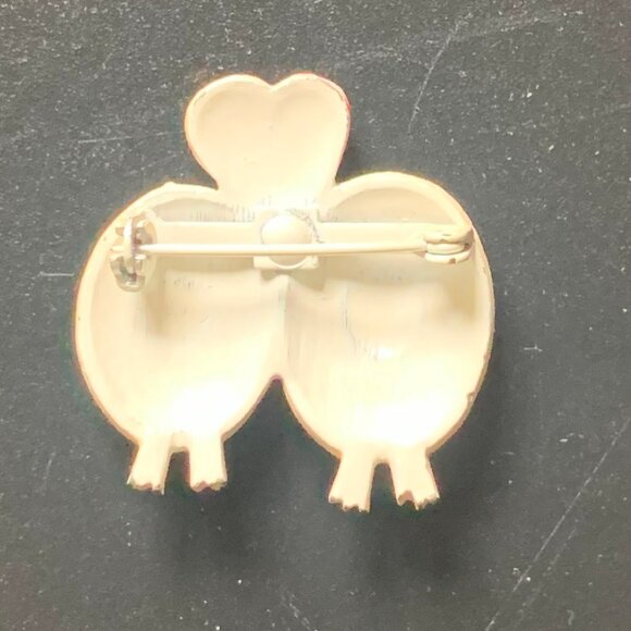 VINTAGE PIGS IN LOVE, NOVELTY PIN, BROOCH, VALENTINE GIFT - Picture 2 of 2